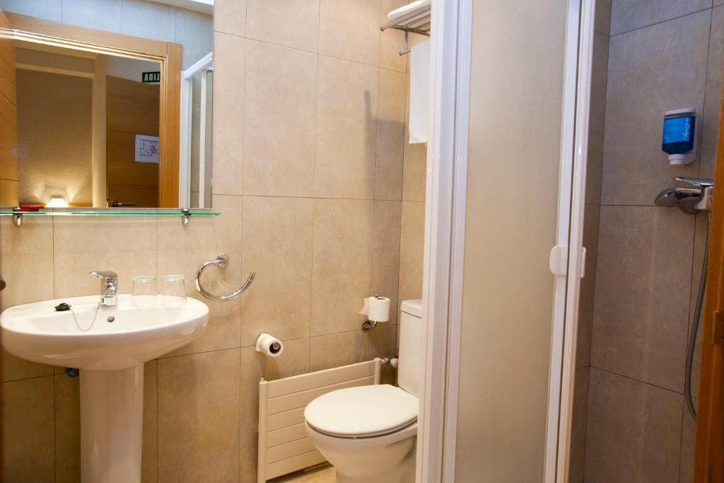 Hostal Abodi بنبلونة الغرفة الصورة