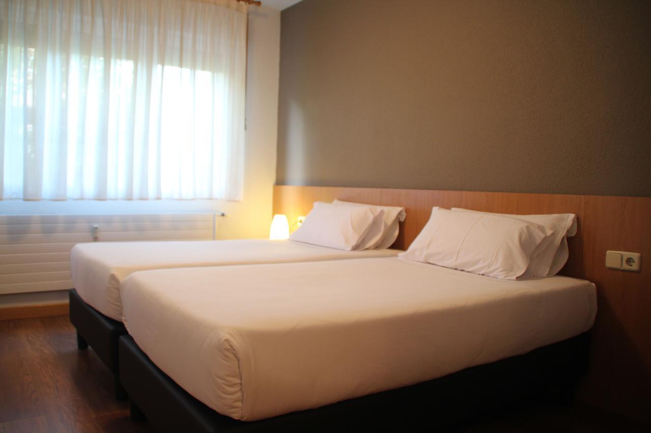 Hostal Abodi بنبلونة المظهر الخارجي الصورة