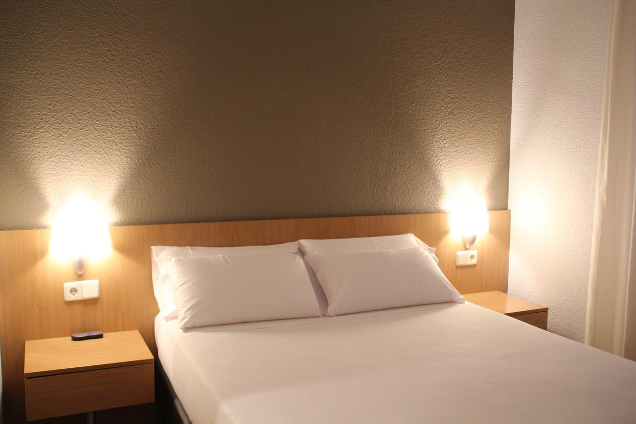Hostal Abodi بنبلونة المظهر الخارجي الصورة
